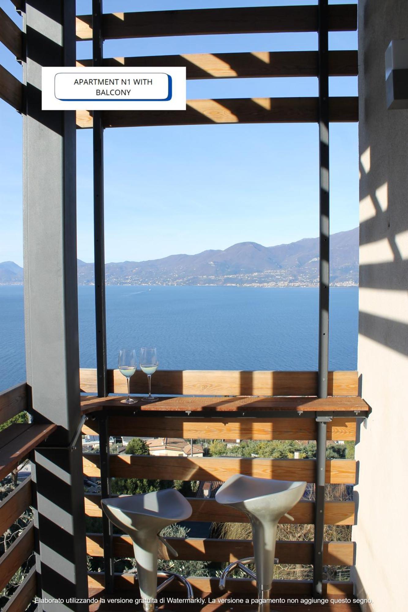 The View Apartment Torri Del Benaco Ngoại thất bức ảnh